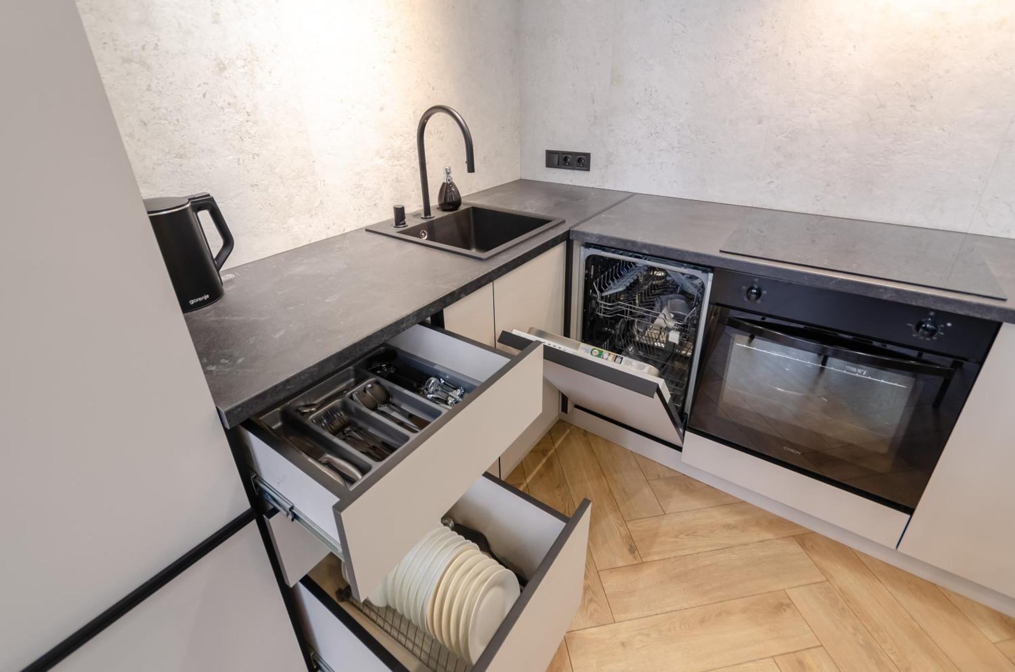 Petrovdom 02-76B Luxury Living In Rc Pechersk Plaza, Mykhaila Boichuka 19-А Киев Екстериор снимка