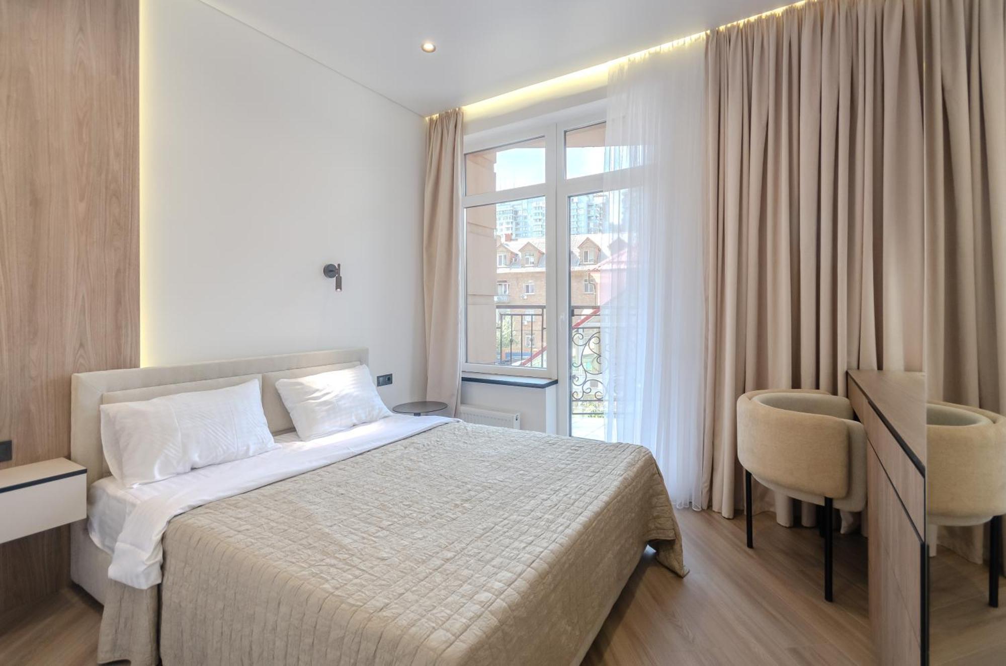 Petrovdom 02-76B Luxury Living In Rc Pechersk Plaza, Mykhaila Boichuka 19-А Киев Екстериор снимка