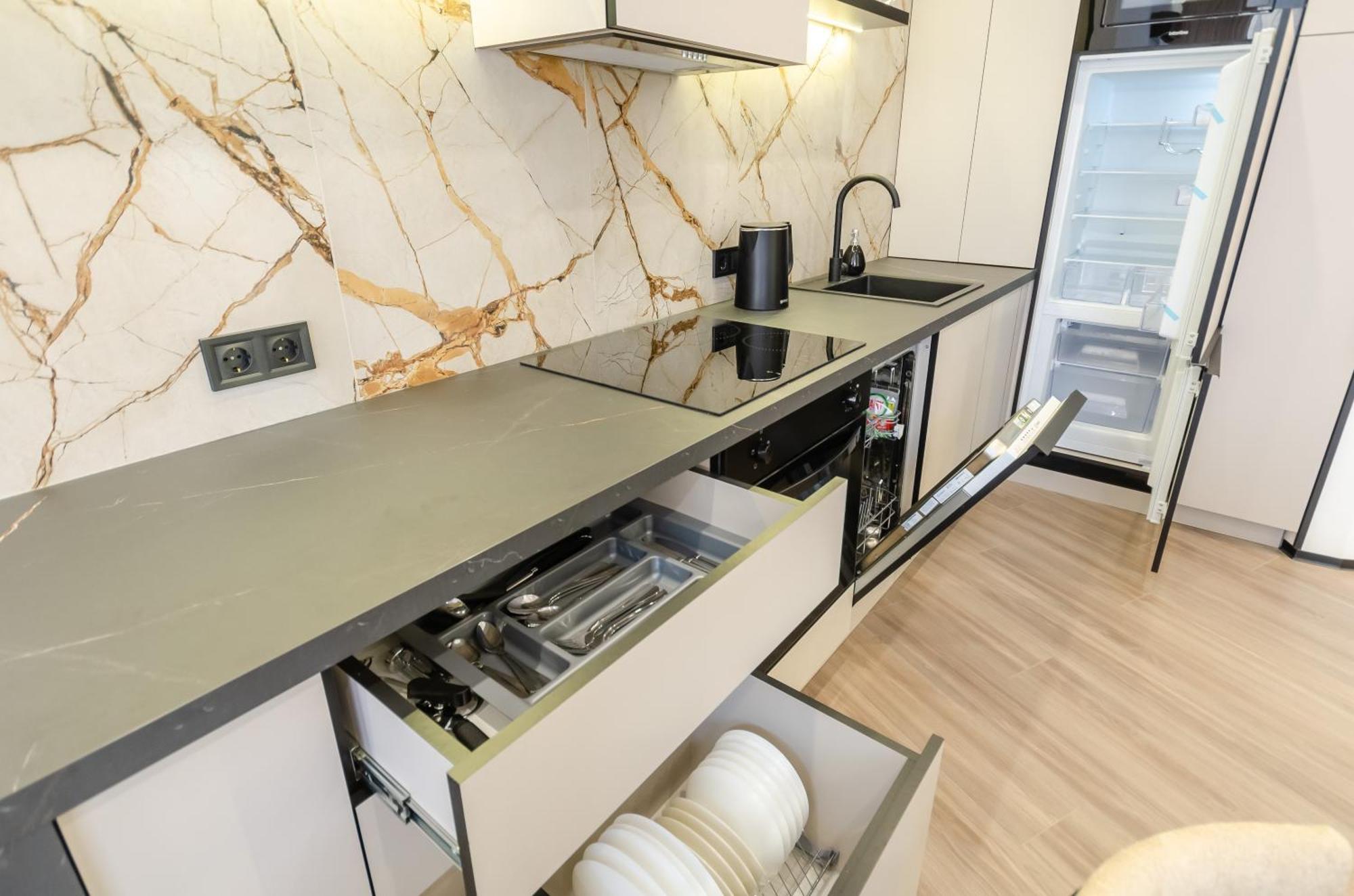 Petrovdom 02-76B Luxury Living In Rc Pechersk Plaza, Mykhaila Boichuka 19-А Киев Екстериор снимка