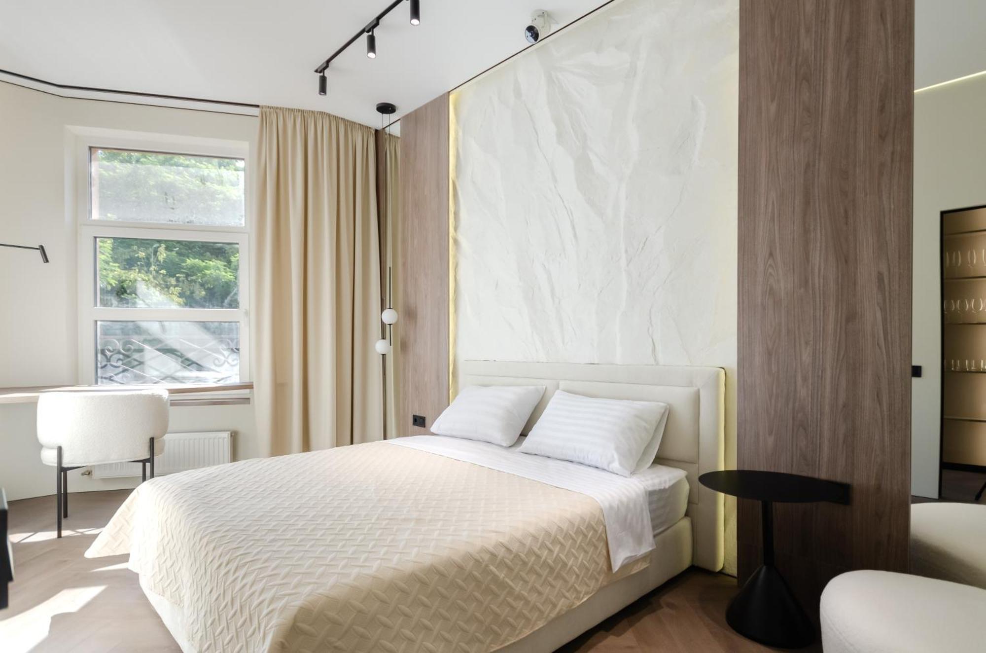 Petrovdom 02-76B Luxury Living In Rc Pechersk Plaza, Mykhaila Boichuka 19-А Киев Екстериор снимка