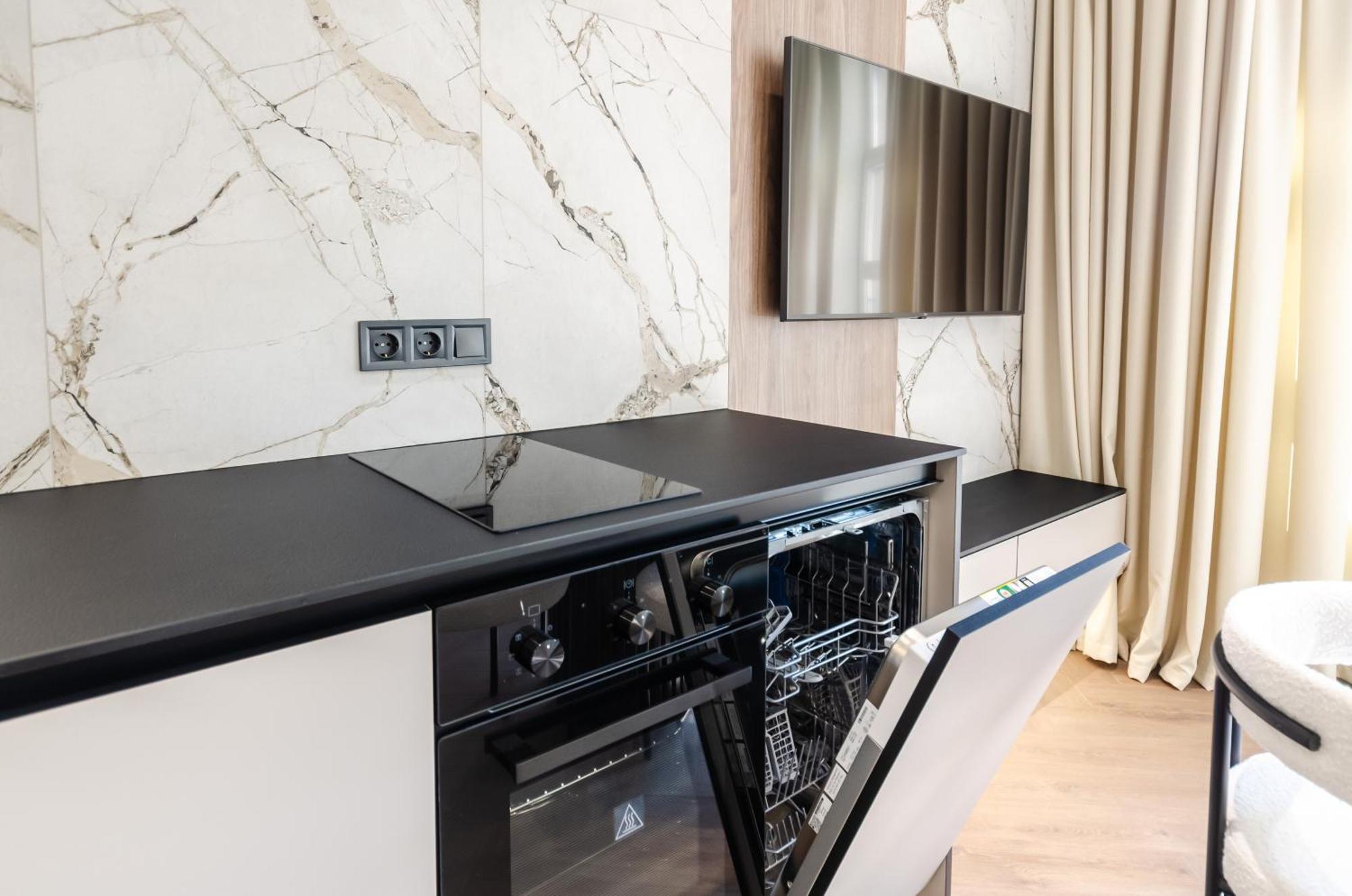 Petrovdom 02-76B Luxury Living In Rc Pechersk Plaza, Mykhaila Boichuka 19-А Киев Екстериор снимка